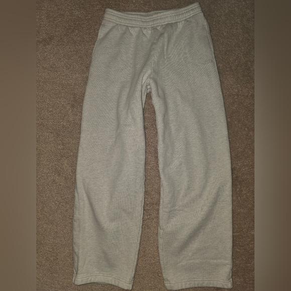 Aritzia Pants - Aritzia Sweatfleece Boyfriend Wide Leg Sweatpants, Size XS